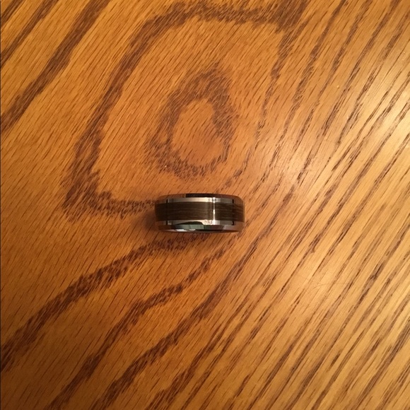 Tungsten Wood Inlay Ring - Picture 4 of 7